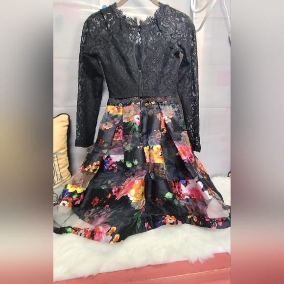 Sequin Hearts Prom Dress - Picture 4 of 4